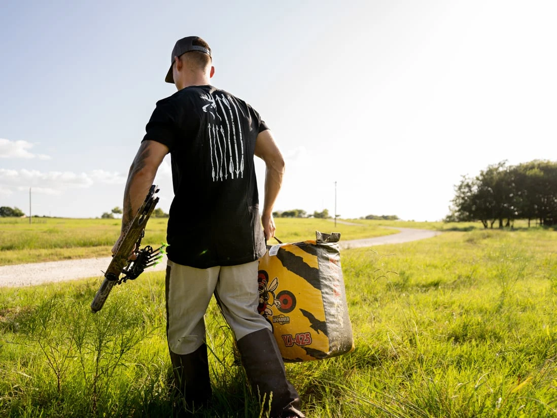 Bux Arrow Flag T-Shirt - Image 3